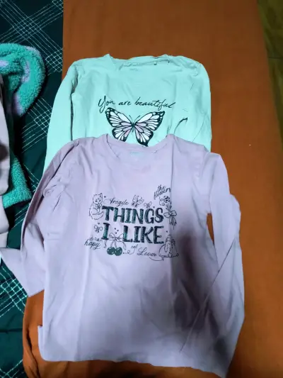 Poleras manga larga estampadas - miniatura 1