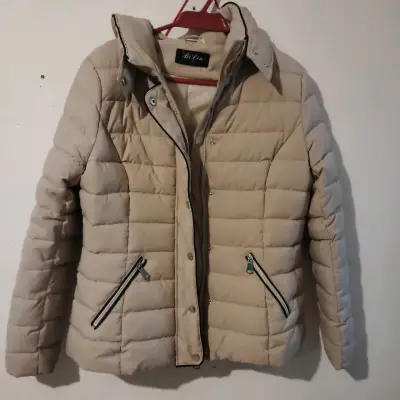 Chaqueta acolchada beige mujer - miniatura 1