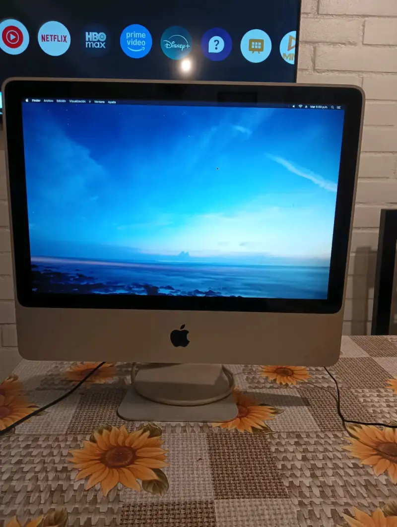 Computador iMac con pantalla 20 pulgadas - 1