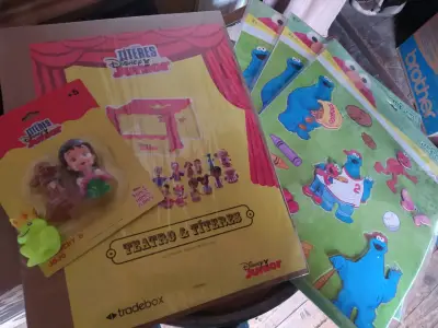 Mini teatro y stickers infantiles - miniatura 2