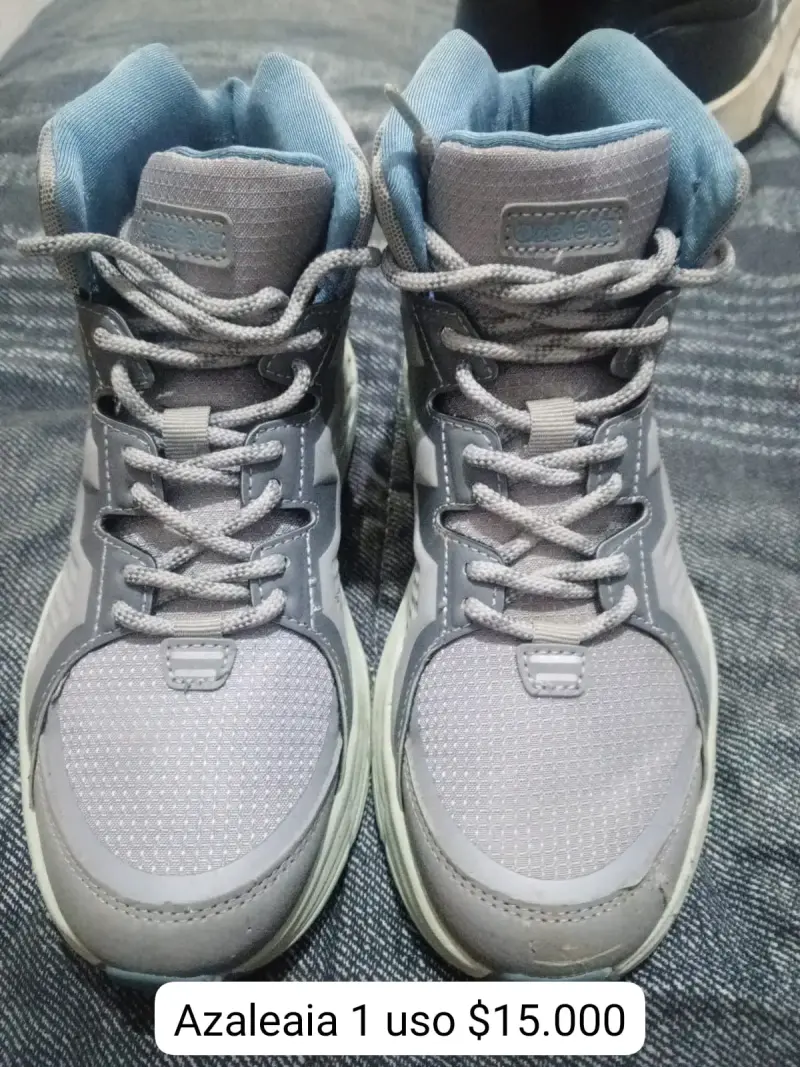 Zapatillas grises Azaleia
