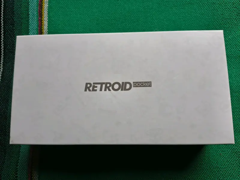 Consola portátil Retroid Pocket 4 Pro - 6
