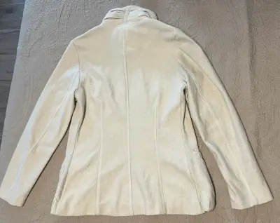 Chaqueta beige - miniatura 2