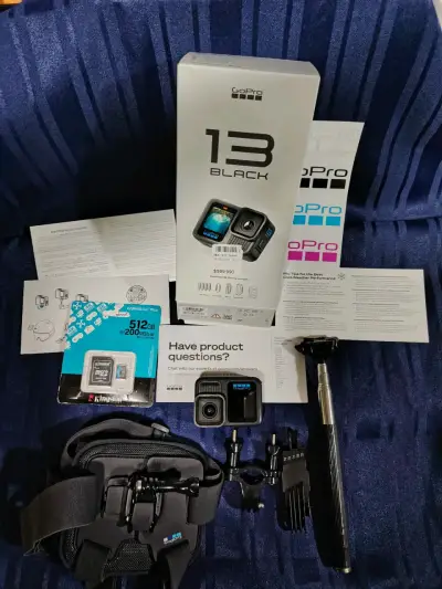 Cámara GoPro Hero 13 Black con accesorios - miniatura 1