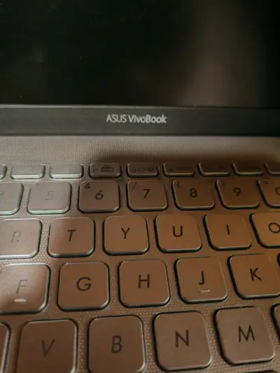 Asus vivobook - miniatura 4