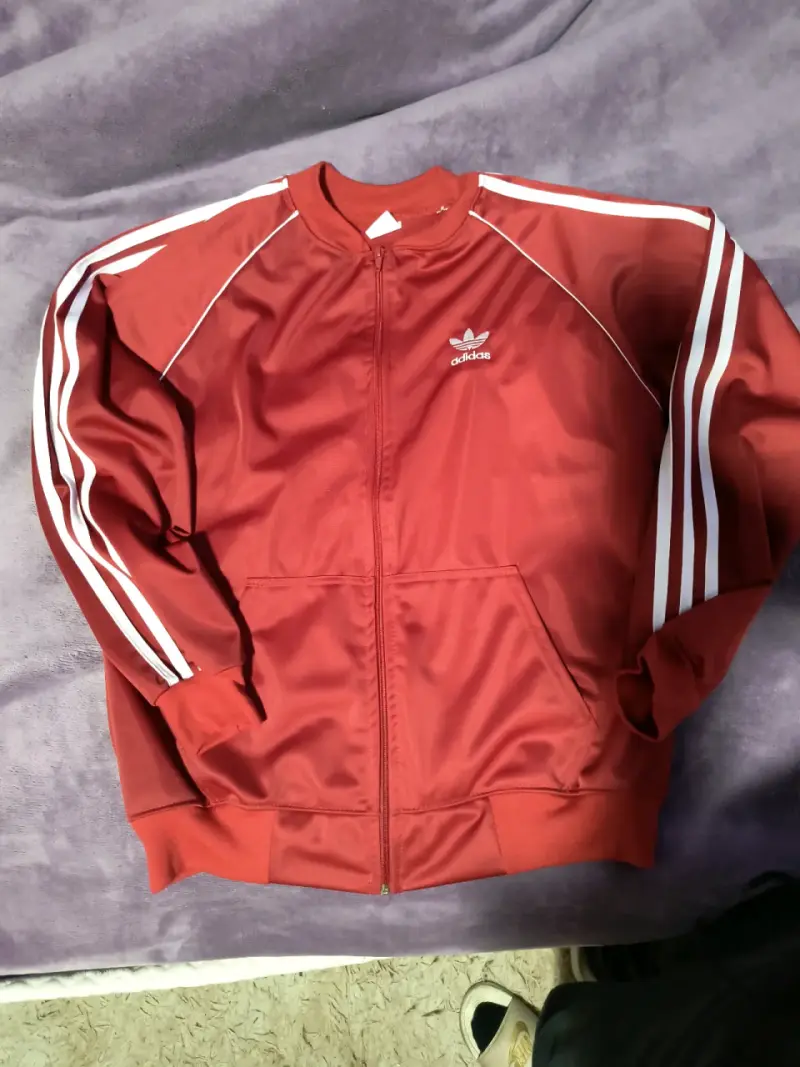Chaqueta deportiva roja Adidas original talla M - 1