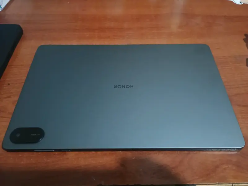 Tablet Honor con carcasa - 5