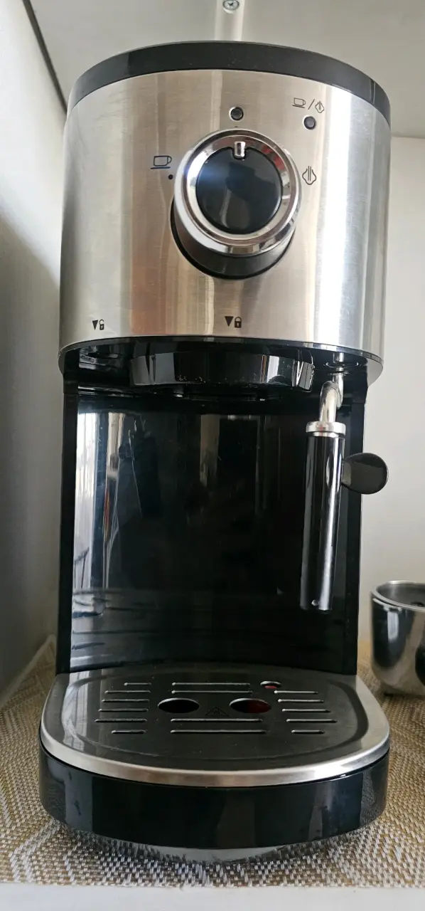 Cafetera WURDEN 2 en 1 - con cápsulas - 6