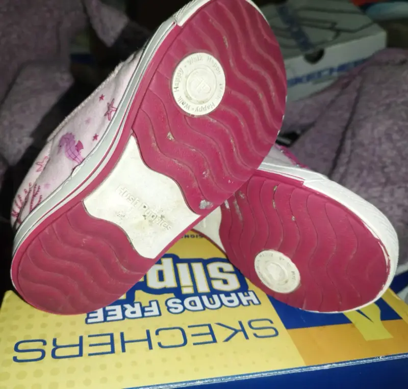 Zapatillas rosadas con estrellas - 2