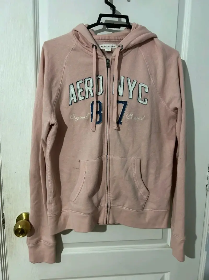 Polerón rosa Aeropostale capucha