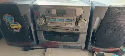 Sistema de sonido Philips vintage - miniatura 1