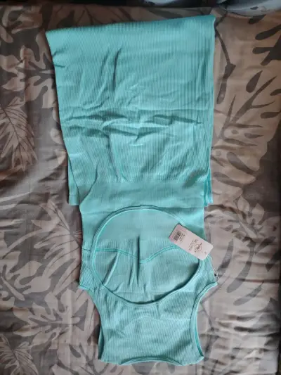 Lote de vestidos colores variados - miniatura 3