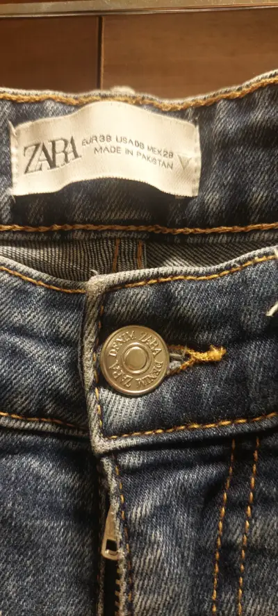 Jeans azul desgastado - miniatura 2