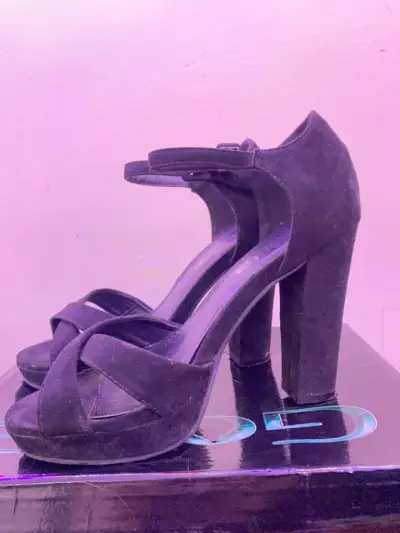 lote de ropita (zapatos y ropa) a solo 18.000$ - miniatura 2