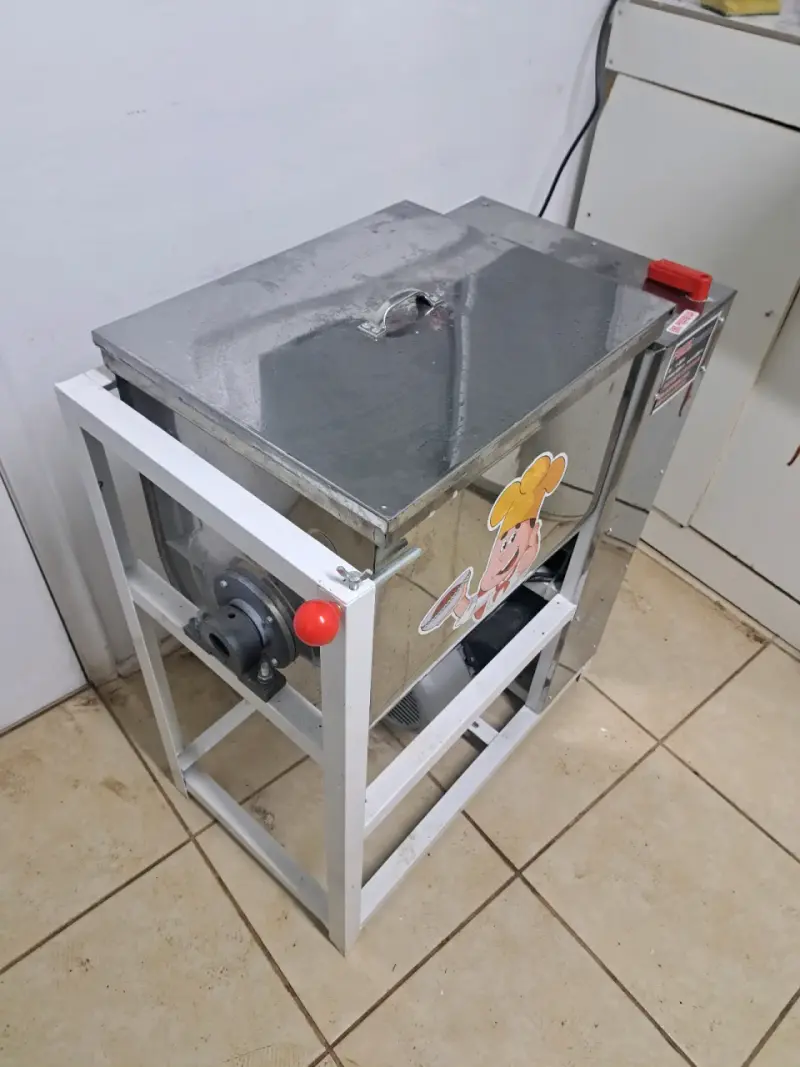Amasadora industrial de acero - 1