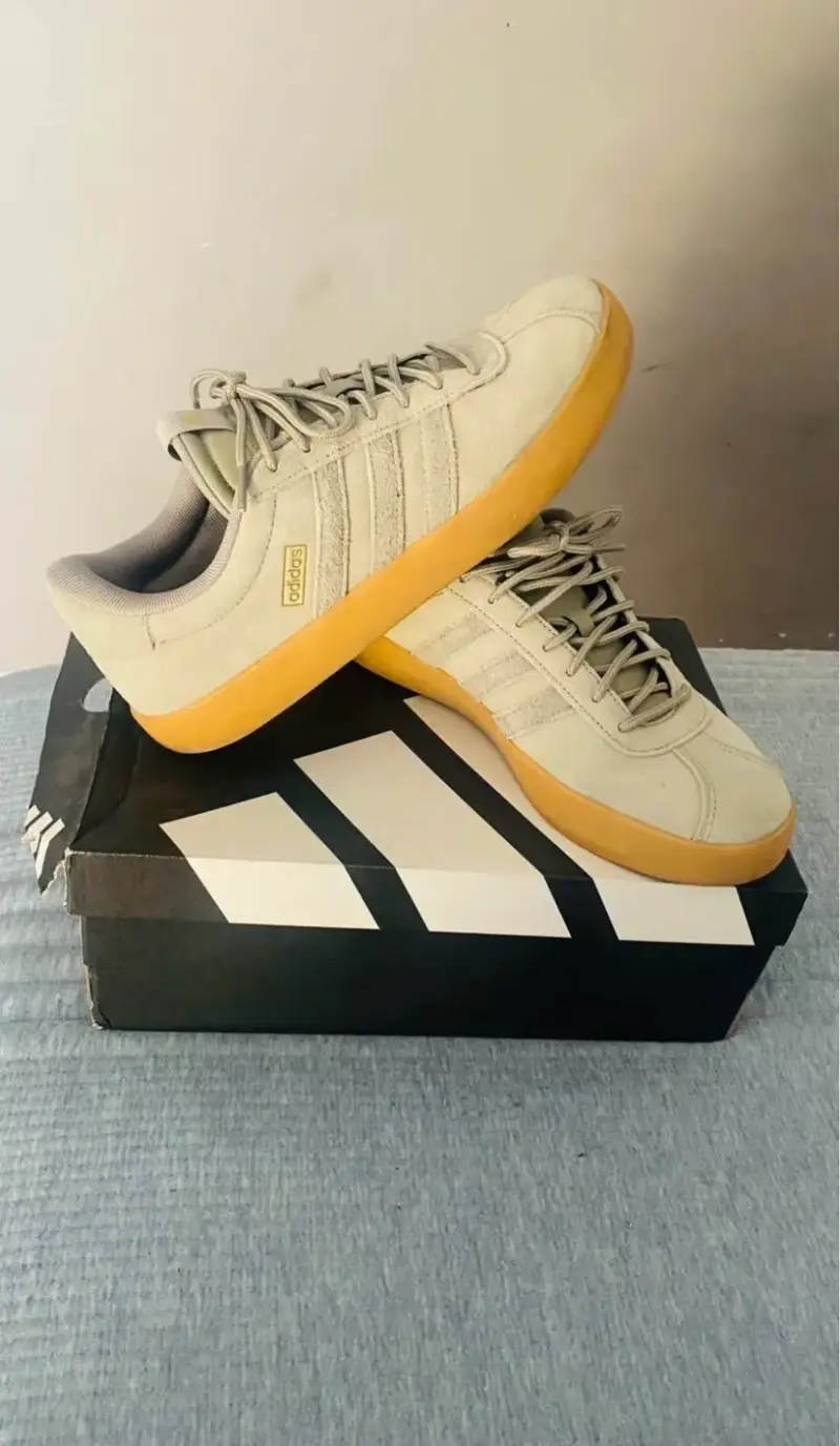 Zapatillas Adidas hombre 42,5 - 1