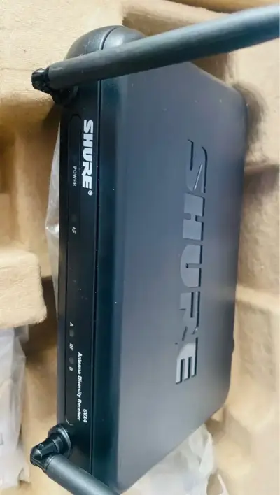 Micrófono inalámbrico Shure, Perfecto estado - miniatura 3