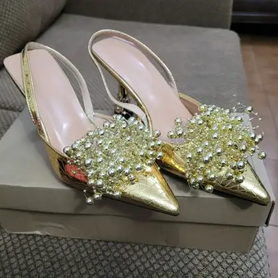 Zapatos dorados con apliques N°35 - miniatura 1