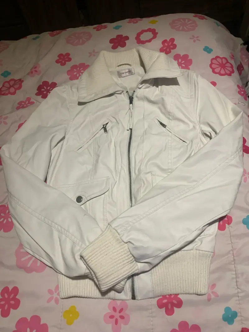 Chaqueta cuerina blanca - 1