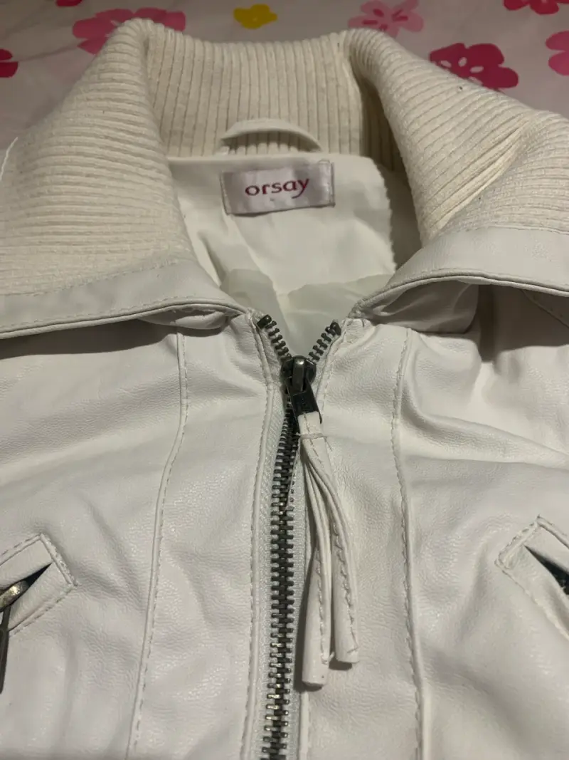 Chaqueta cuerina blanca - 3