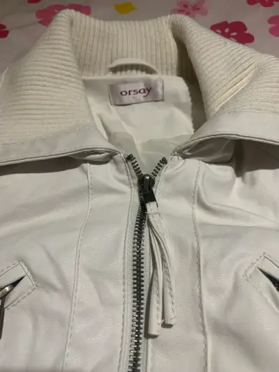 Chaqueta cuerina blanca - miniatura 3