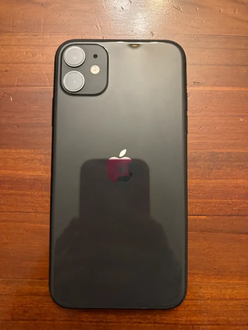 iPhone 11 - 64 GB - 2