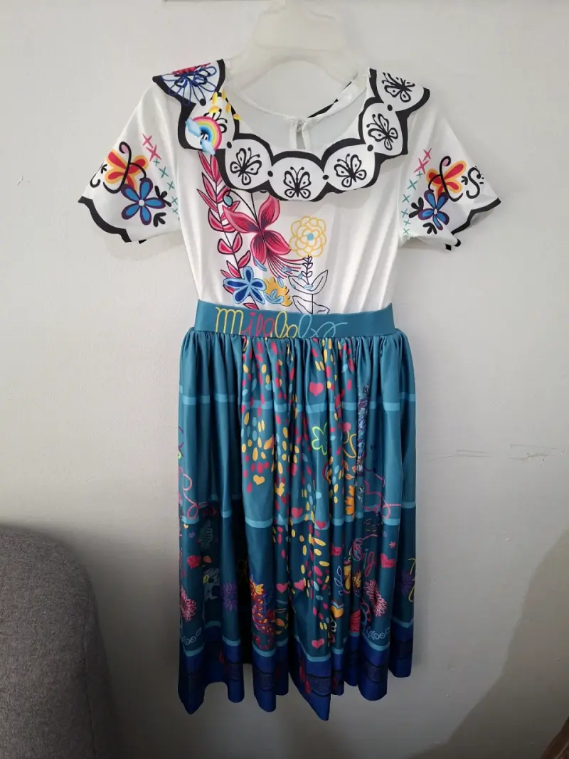 Vestido colorido con bordados - 4