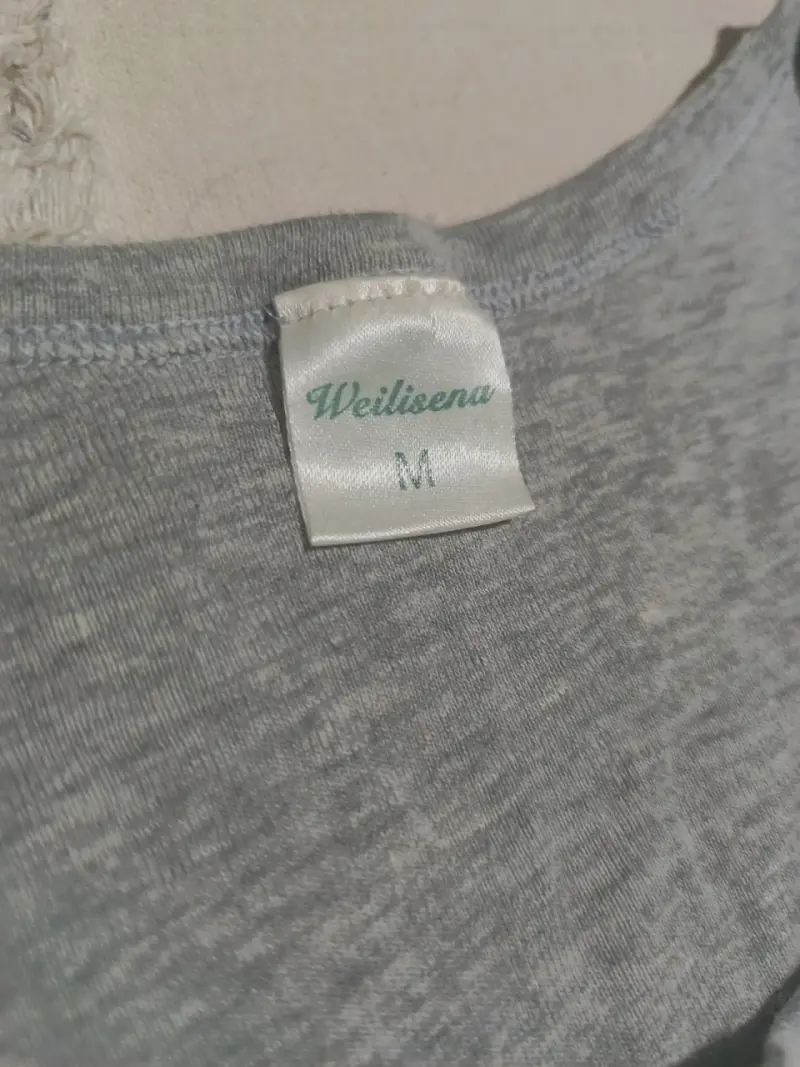 Polera Gris sin Mangas - 2