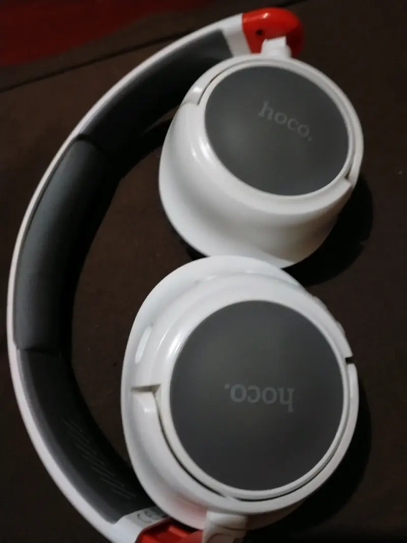 Audífonos  bluetoothHoco blancos - 3
