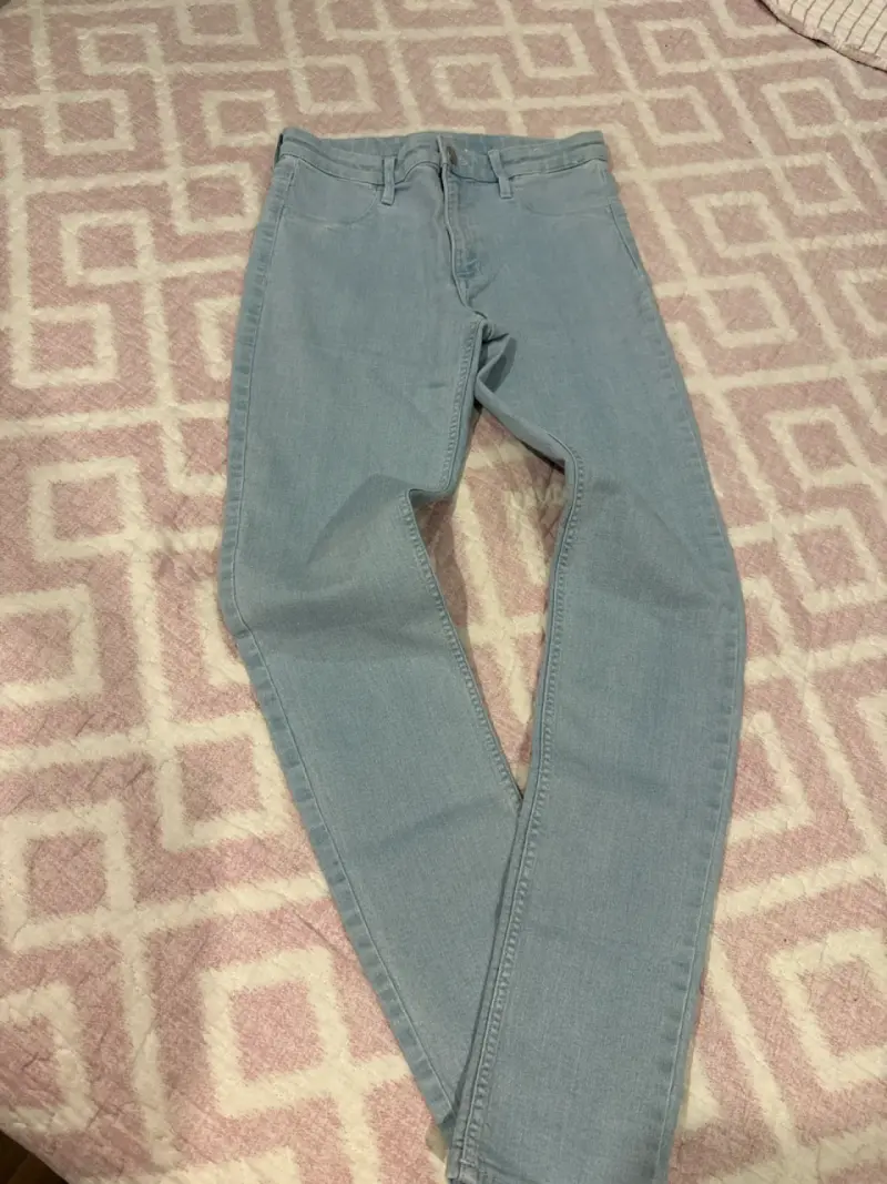 Jeans celestes mujer