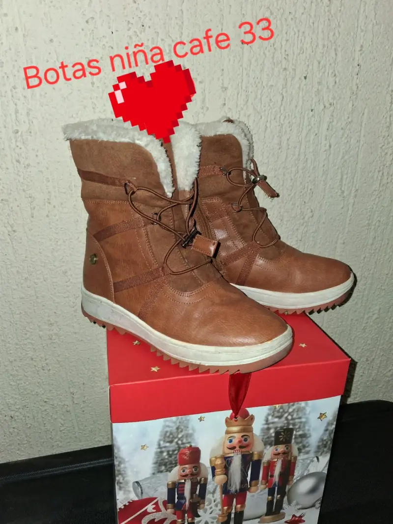 Botas café niña talla 30-34