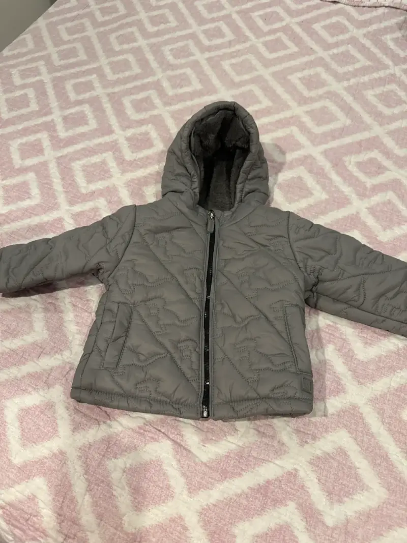 Chaqueta gris para niño