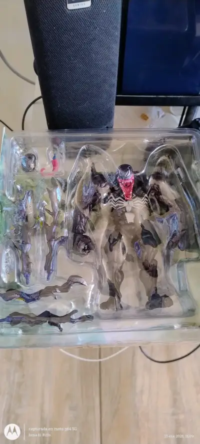 Figura Venom Amazing Yamaguchi - miniatura 2