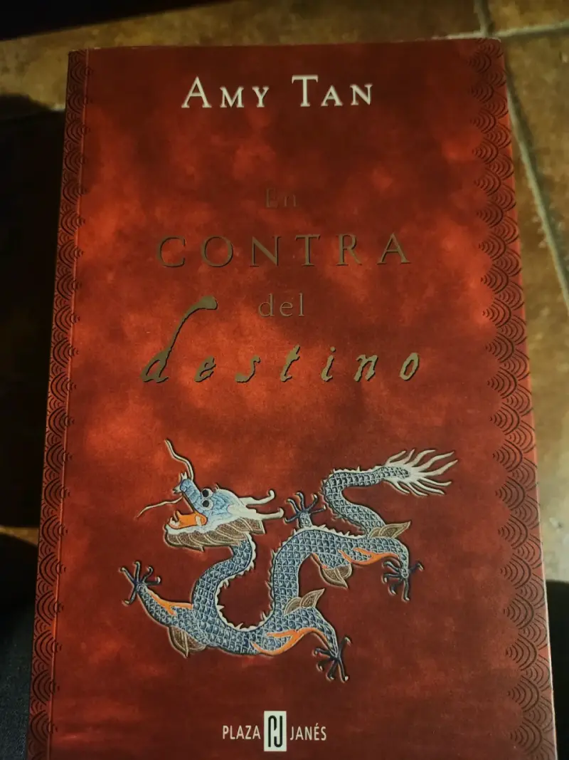 Libro 'En Contra del Destino' de Amy Tan