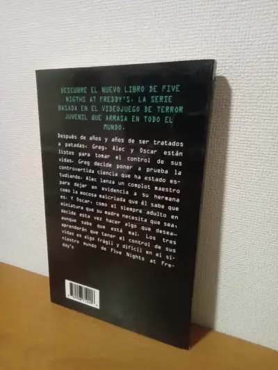 Libro Escalofríos de Fazbear #2 - miniatura 2