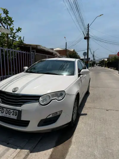 Auto MG 550  en buen estado - miniatura 1