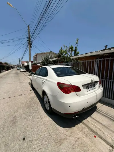 Auto MG 550  en buen estado - miniatura 6