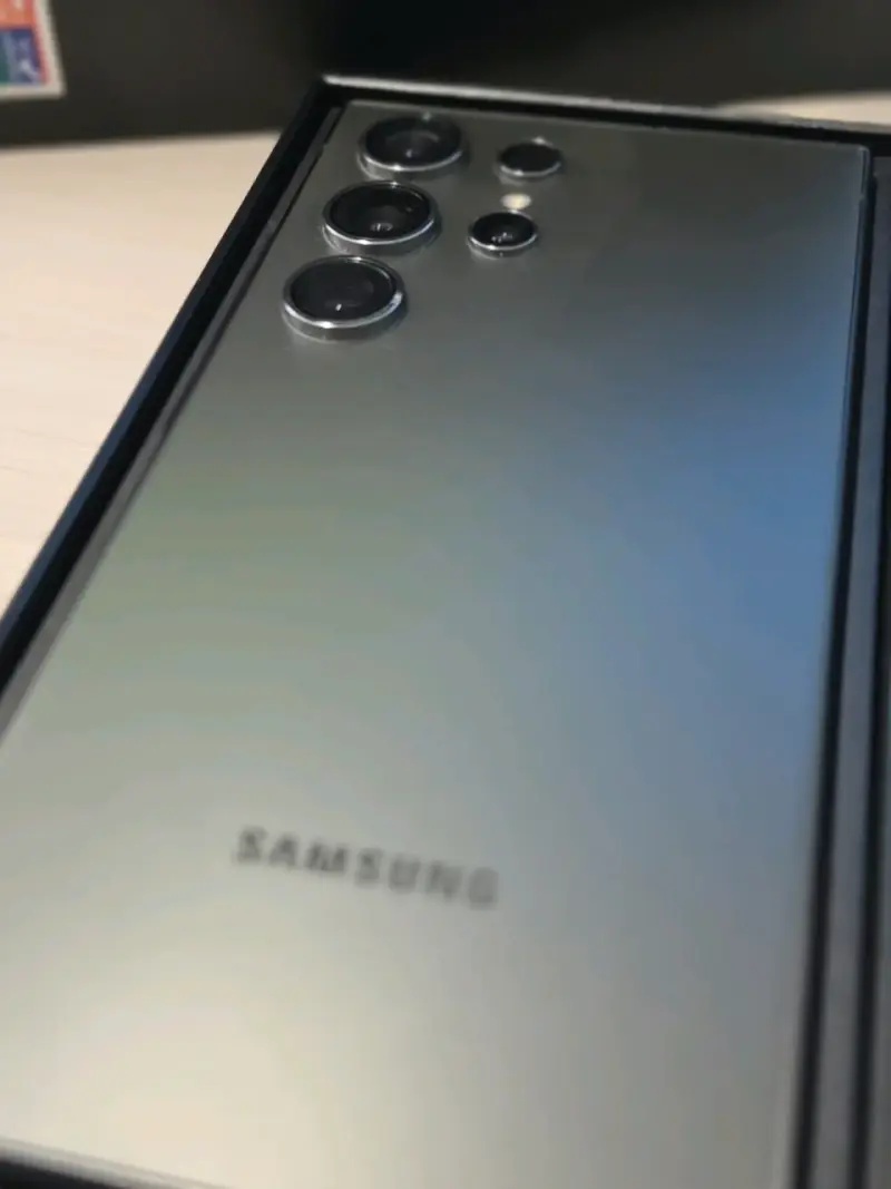 Samsung Galaxy S24 Ultra 256gb - 3