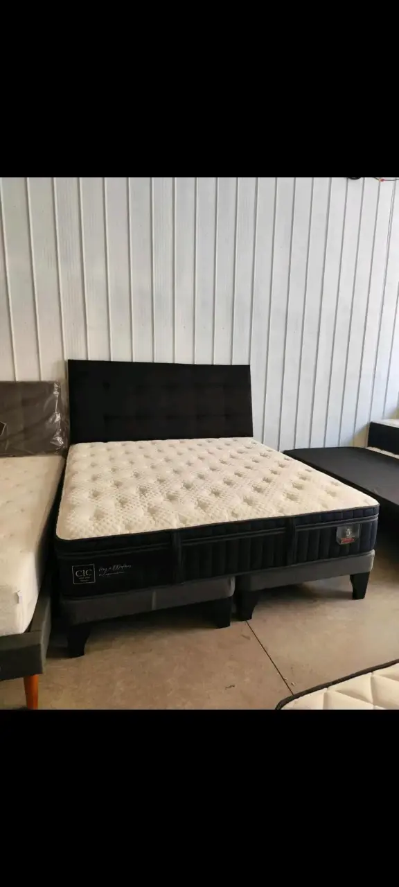 Cama king con colchón