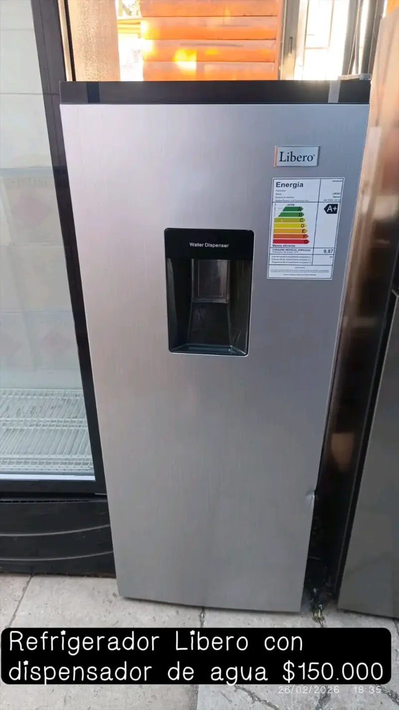 Refrigerador Libero con dispensador