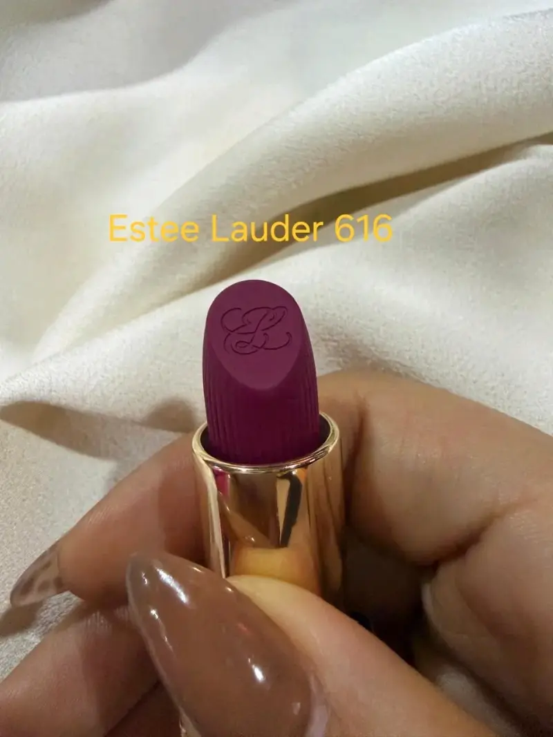 Labial Estee Lauder 616, 816,888 - 4