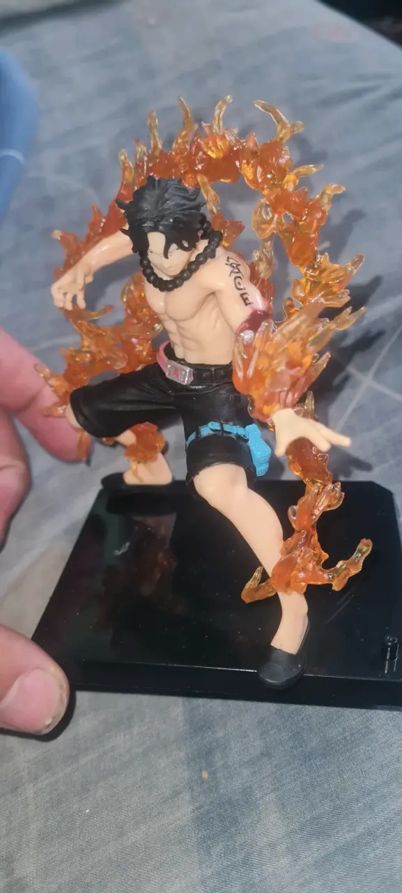 Ace puño de fuego - 2