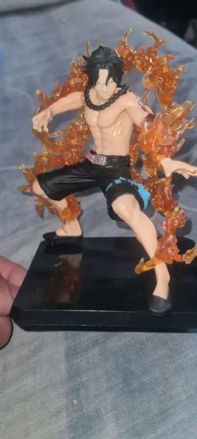 Ace puño de fuego - miniatura 3