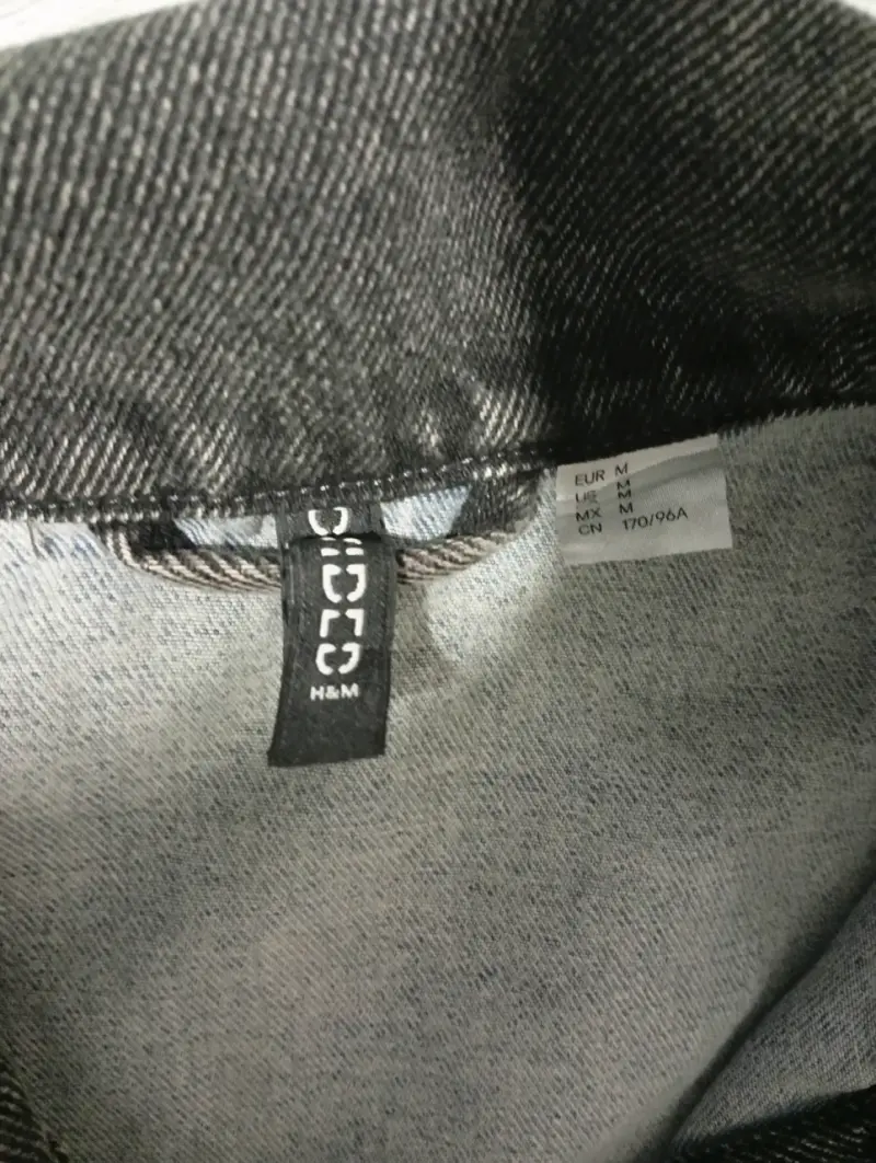 Chaqueta jeans bicolor desgastada - 2
