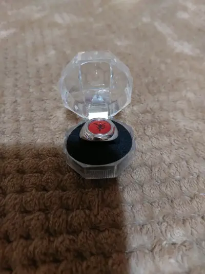 Anillo de Itachi Uchiha - Naruto - miniatura 1