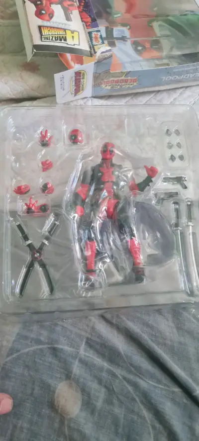 Figura coleccionable Deadpool - miniatura 3