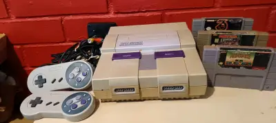 Consola Super Nintendo con controles - miniatura 1