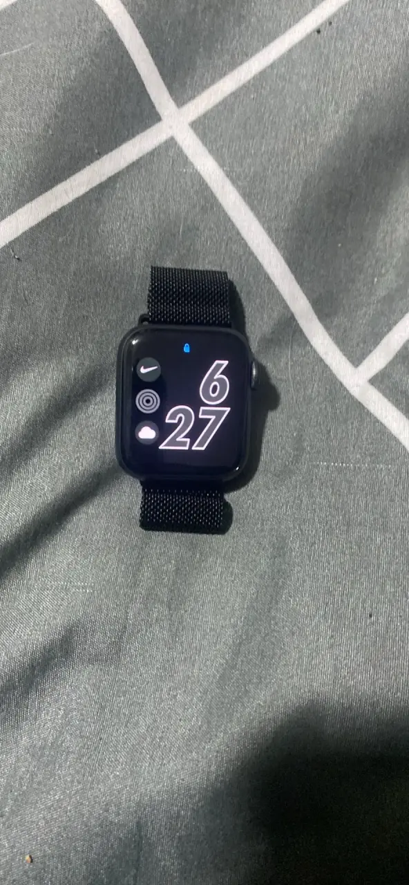 Reloj inteligente negro - 4