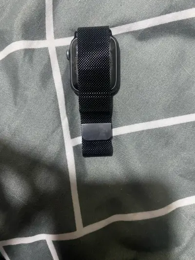 Reloj inteligente negro - miniatura 5
