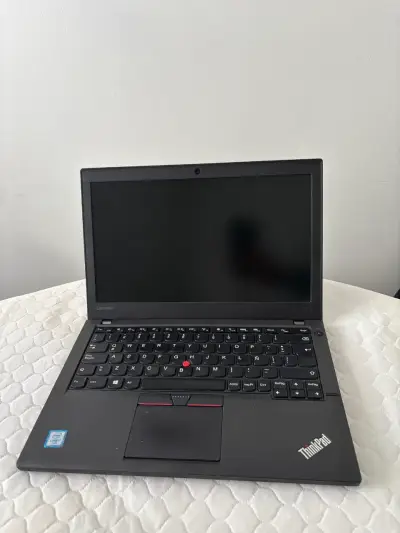 Laptop Lenovo x260 - miniatura 1